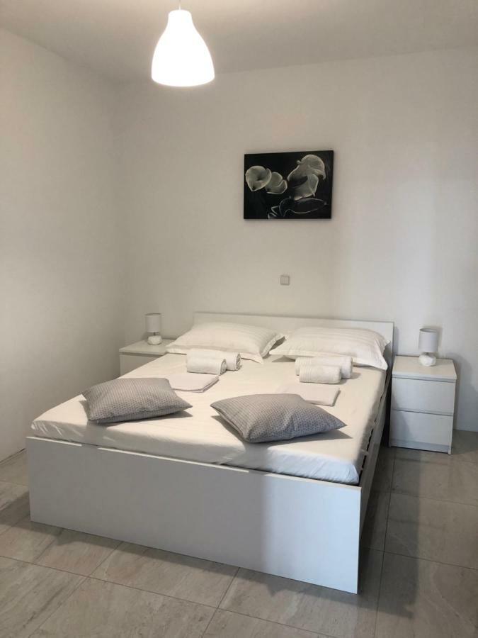 Nelany Appartement Zubovići Buitenkant foto