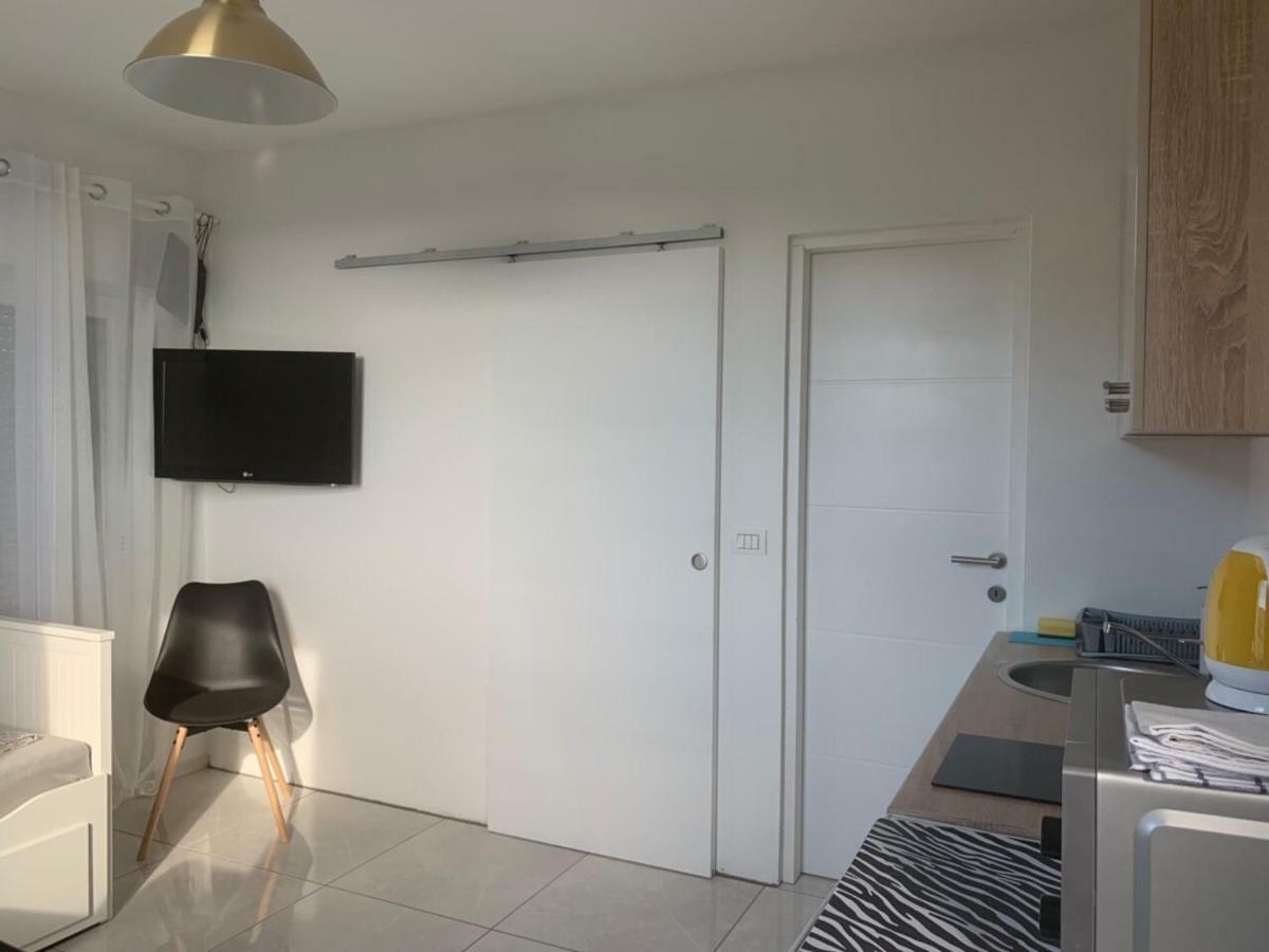 Nelany Appartement Zubovići Buitenkant foto