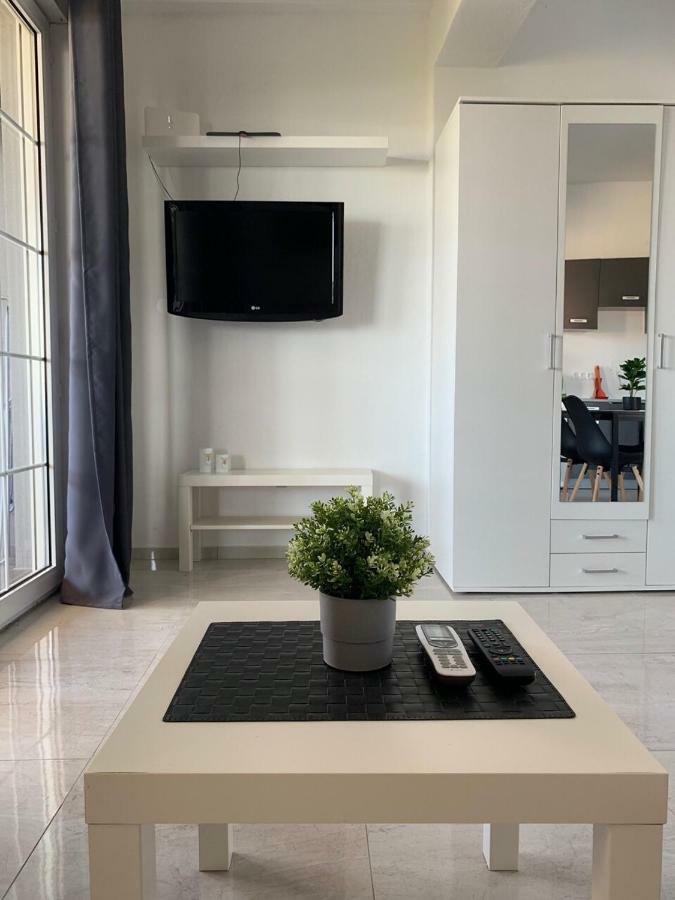 Nelany Appartement Zubovići Buitenkant foto