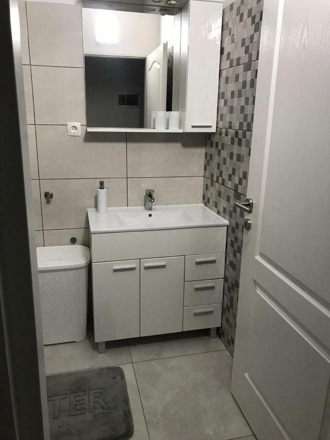 Nelany Appartement Zubovići Buitenkant foto